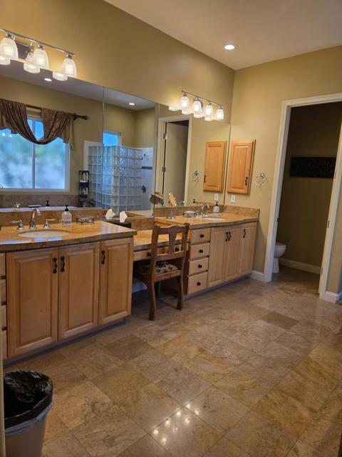 15 Via Verde, Rancho Mirage CA: https://media.crmls.org/mediaz/f11ce78f-840e-46a7-8a31-9cfe7d01bab9.jpg