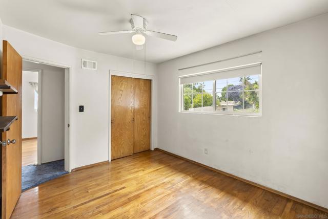 5750 Roanoke St, San Diego CA: https://media.crmls.org/mediaz/f11d244a-275c-4374-93c8-b515b53f02c5.jpg