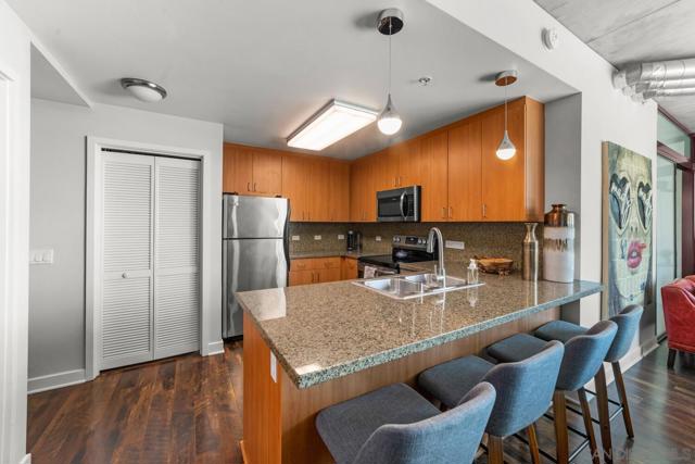 1080 Park Blvd, San Diego CA: https://media.crmls.org/mediaz/f11d4782-7ee0-414a-85e5-5dfda3f98305.jpg