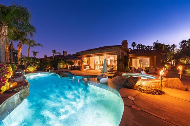 261 Loch Lomond Road, Rancho Mirage CA: https://media.crmls.org/mediaz/f11d575c-e69d-4d52-b621-7ee2788746db.jpg