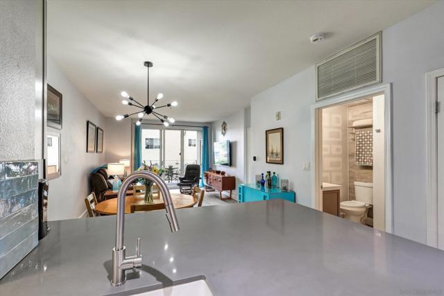 1601 India St, San Diego CA: https://media.crmls.org/mediaz/f11d626f-2e3d-4e66-88ce-55354ccd02ac.jpg