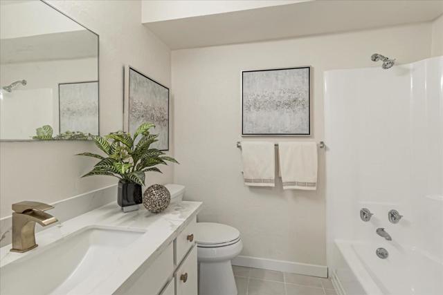 4074 Farm Hill Boulevard, Redwood City CA: https://media.crmls.org/mediaz/f11de47d-5b6a-4b30-915c-dfc40f1eaa13.jpg