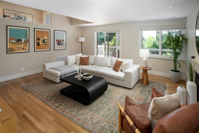 1330 Trinity Drive, Menlo Park CA: https://media.crmls.org/mediaz/f11dec35-1e20-4f24-a2f4-3c711c54e91b.jpg