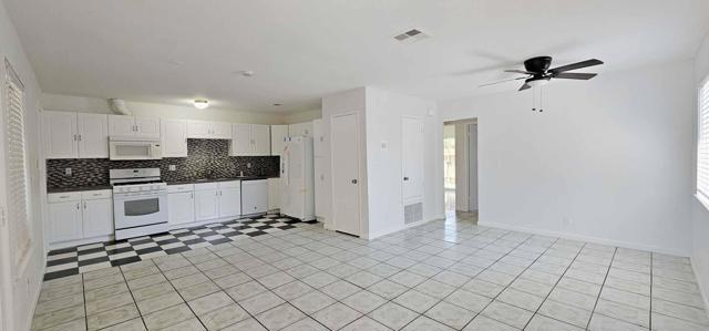 68780 Arrowhead Road, Cathedral City CA: https://media.crmls.org/mediaz/f11e3ba1-48e1-4197-a75b-2c03a15c90e0.jpg