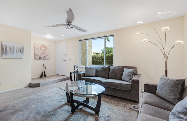 2274 N Indian Canyon Drive, Palm Springs CA: https://media.crmls.org/mediaz/f11e65c4-f90a-4393-86d6-2cecae67b214.jpg