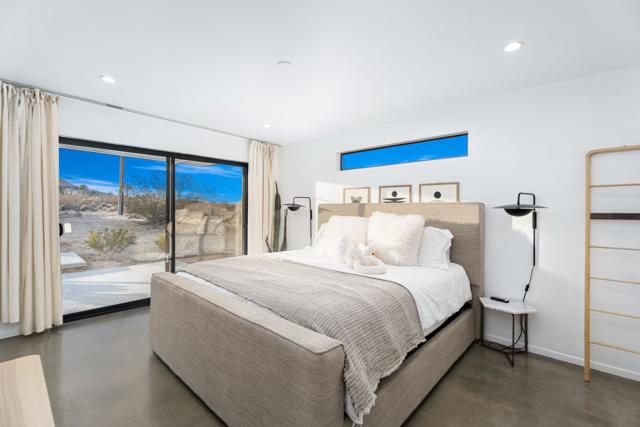 8256 Quail Springs Road, Joshua Tree CA: https://media.crmls.org/mediaz/f11eb6cc-a02c-490f-b6b5-fa8576b8e82e.jpg