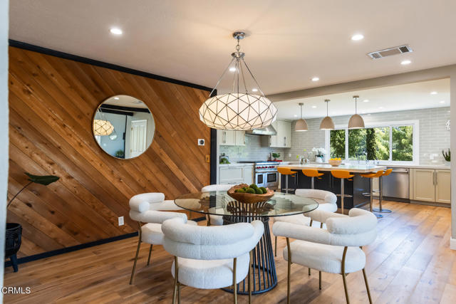 3643 Hampstead Road, Glendale CA: https://media.crmls.org/mediaz/f1203462-037a-407f-be22-93c8aec8cd09.jpg