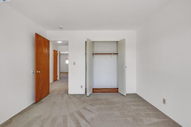 1849 Springsong Dr, San Jose CA: https://media.crmls.org/mediaz/f12189e4-7c4f-4e81-a09e-7925a1504113.jpg