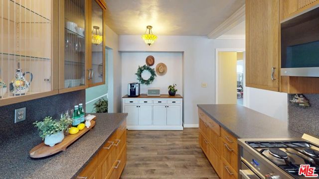 7655 El Capitan Way, Buena Park CA: https://media.crmls.org/mediaz/f121dfca-d03b-47b0-b996-fcfc0265c626.jpg