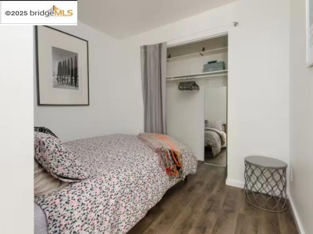 6432 Sunnymere, Oakland CA: https://media.crmls.org/mediaz/f1221b99-3895-4d82-b5b2-6ec339c03eaf.jpg