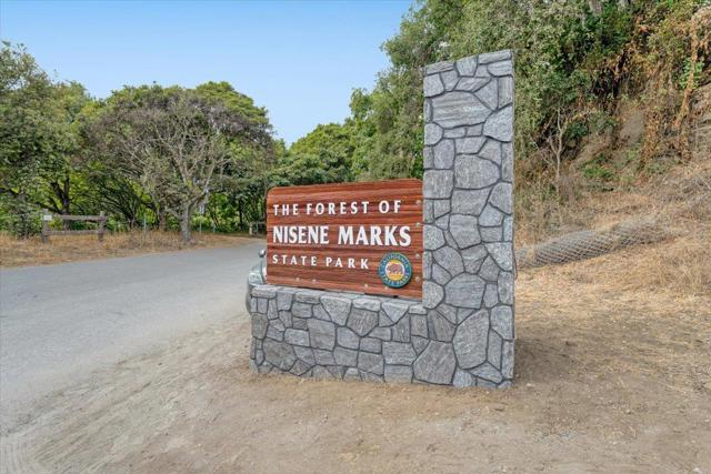 435 Coates Drive, Aptos CA: https://media.crmls.org/mediaz/f12262f7-82c9-440d-8084-ff2fe47ba6ef.jpg