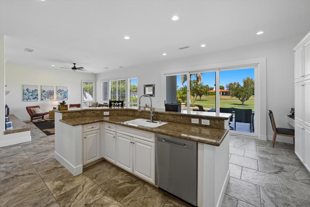 MLS #219136865DA image #20