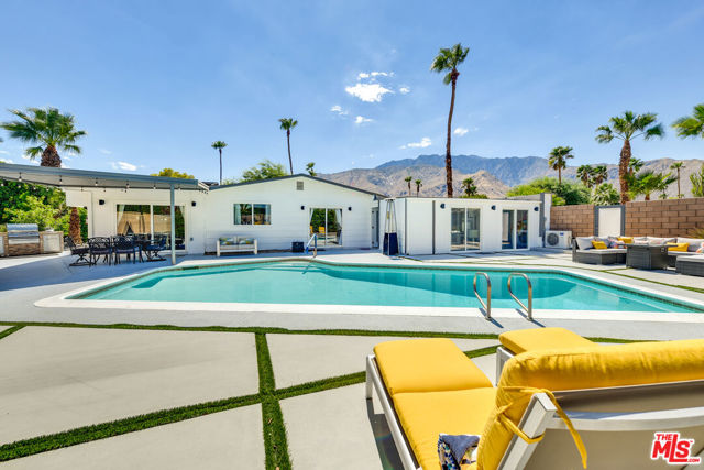 2146 North Blando Road, Palm Springs