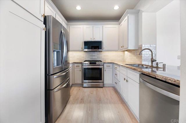 Detail Gallery Image 11 of 27 For 1 Matinee Ct, Aliso Viejo,  CA 92656 - 2 Beds | 2 Baths