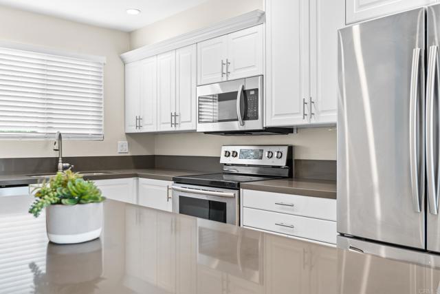 Details for 900 Caminito Madrigal  D, Carlsbad, CA 92011