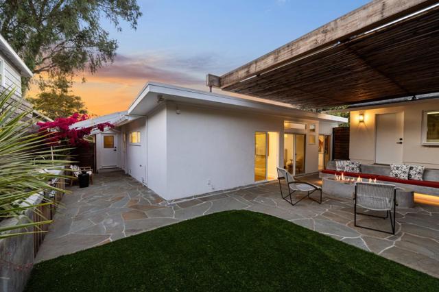 509 Madera Drive, San Mateo CA: https://media.crmls.org/mediaz/f127172b-bd08-429e-9850-e3f3a7a4a731.jpg