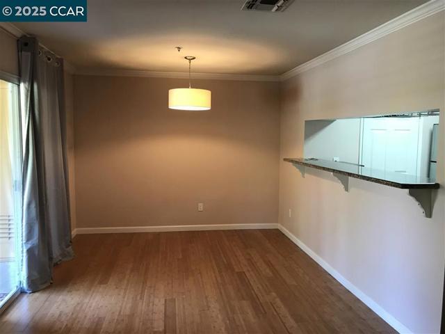 715 Watson Canyon Ct, San Ramon CA: https://media.crmls.org/mediaz/f127bc28-f7e3-48a7-a015-718a98ba065c.jpg