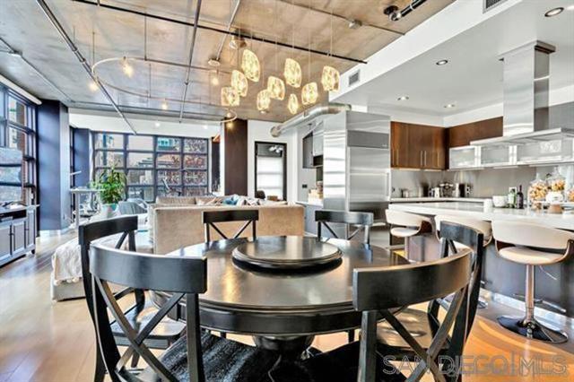 877 Island Ave, San Diego CA: https://media.crmls.org/mediaz/f1294d71-028b-4a82-953b-46bdd864b349.jpg
