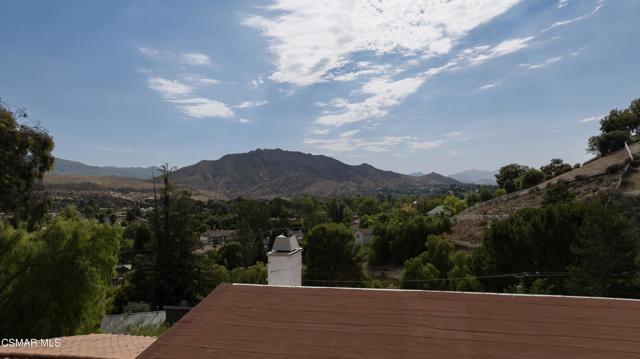 28329 Foothill Drive, Agoura Hills CA: https://media.crmls.org/mediaz/f129b15a-01b3-46a0-95a6-443d7b083f0e.jpg