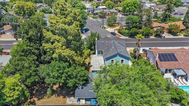 2211 College Avenue, Livermore CA: https://media.crmls.org/mediaz/f129ed8b-7a58-479f-b642-eea7214aea46.jpg