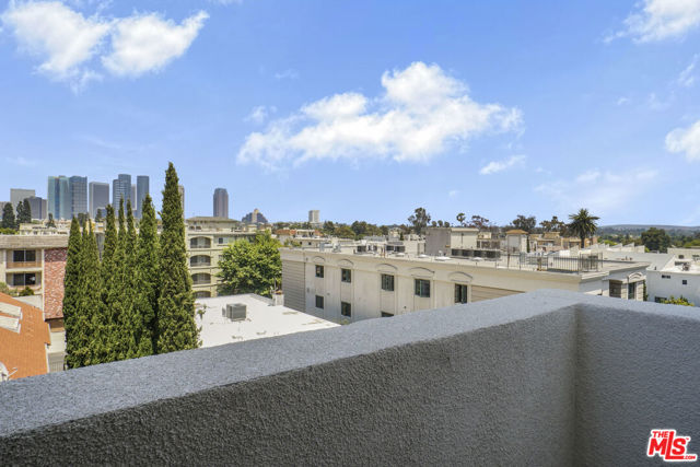 1822 Overland Avenue, Los Angeles CA: https://media.crmls.org/mediaz/f12a486c-9d71-4daf-a982-bc4380b0be4f.jpg