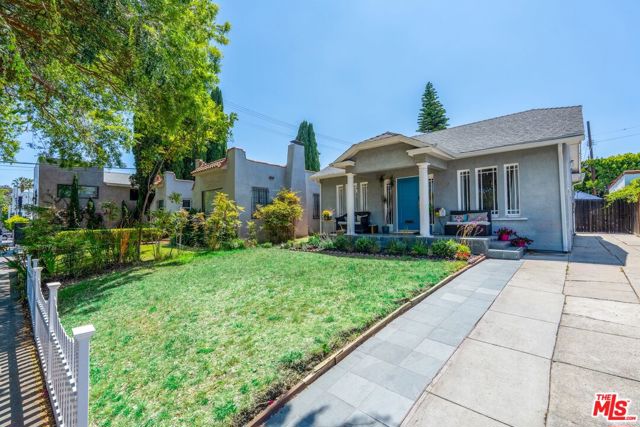 719 N Gardner Street, Los Angeles CA: https://media.crmls.org/mediaz/f12ad5c2-711a-4881-a4af-7a8a50b77520.jpg