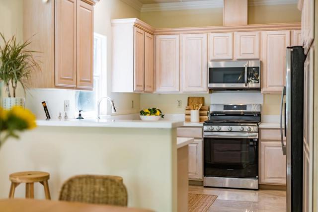840 Seacliff Drive, Aptos CA: https://media.crmls.org/mediaz/f12af5e4-7b0e-431b-b11a-5b75a478f18e.jpg