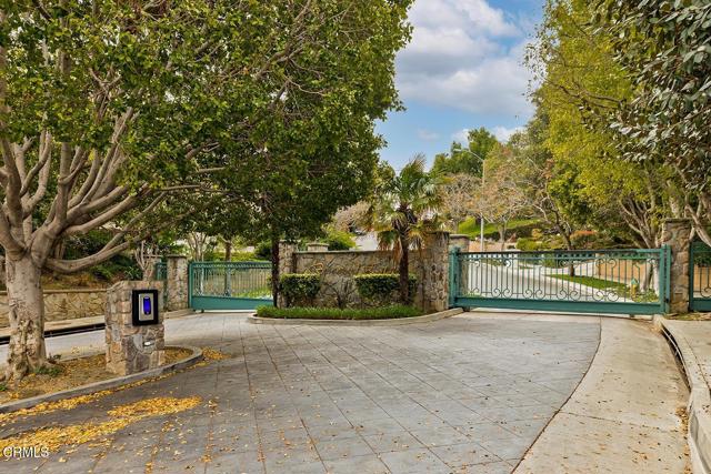 868 Braewood Court, South Pasadena CA: https://media.crmls.org/mediaz/f12b0457-559b-400c-9f88-9983ba669d06.jpg