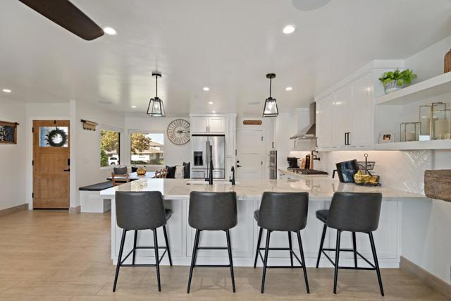 1231 Westward Drive, Hollister CA: https://media.crmls.org/mediaz/f12b5389-95a6-48d0-9c66-2c5b580e08d4.jpg