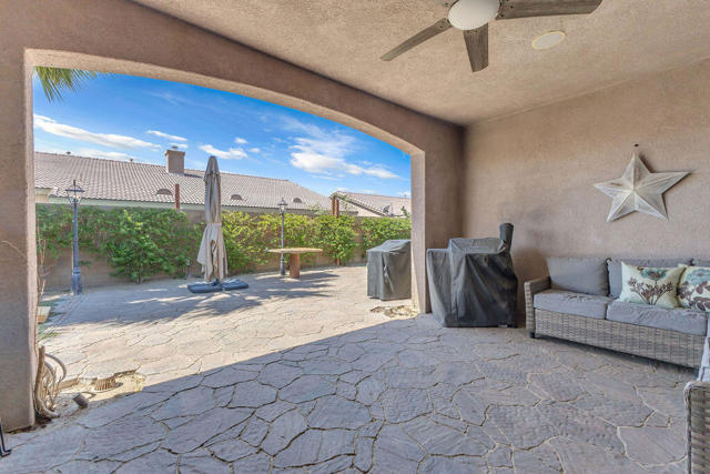 83881 Festivo Court, Indio CA: https://media.crmls.org/mediaz/f12b930a-0595-4ad4-b1da-524d5df53c39.jpg