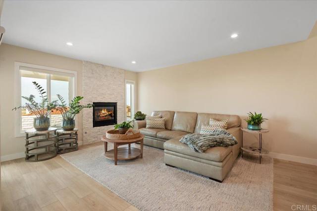 Detail Gallery Image 10 of 54 For 6757 Heath Ct, Carlsbad,  CA 92011 - 3 Beds | 2/1 Baths