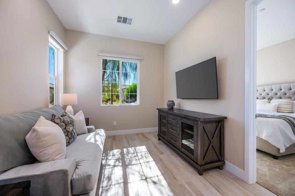 MLS #219149584DA image #33