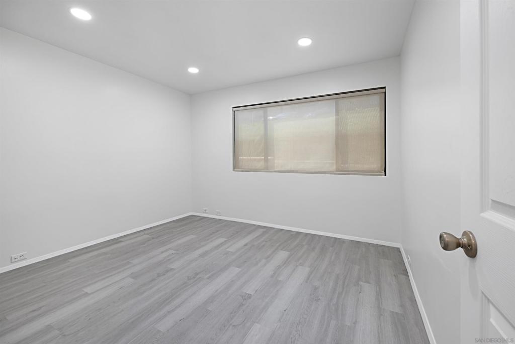 5125 Fontaine Street - photo 18