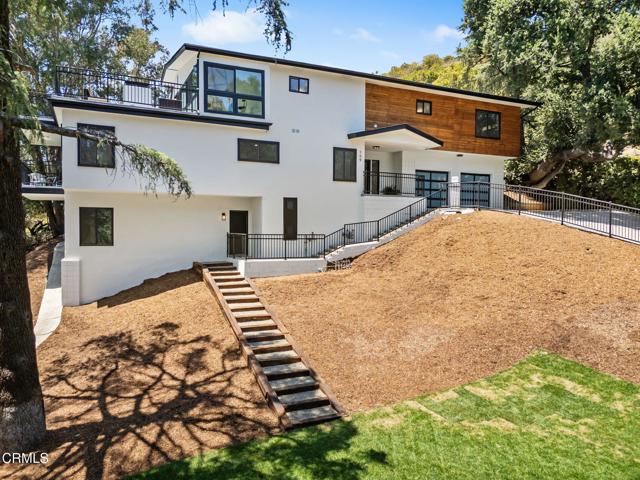 709 Wilson Court, Burbank CA: https://media.crmls.org/mediaz/f12d9483-d2ae-4dda-9c0b-1d7288e93220.jpg