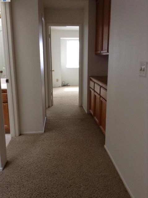 149 Pelican Loop, Pittsburg CA: https://media.crmls.org/mediaz/f12dcf7b-f0c4-4895-9d64-7d2125005314.jpg