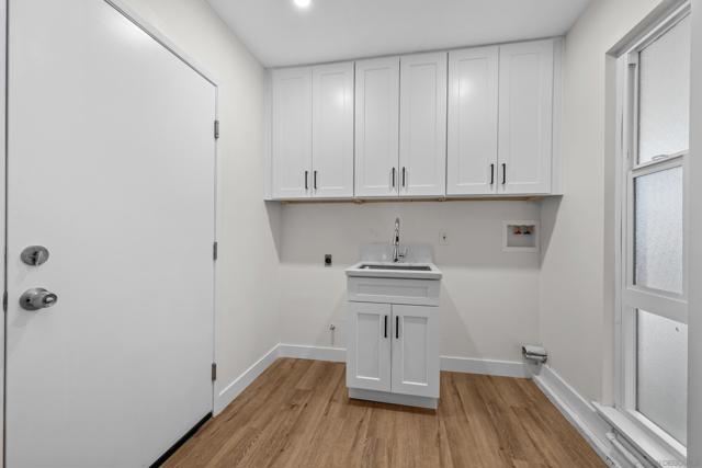 12195 San Tomas Pl, San Diego CA: https://media.crmls.org/mediaz/f12eb5da-8fb7-44c1-88ff-0628887d54f0.jpg