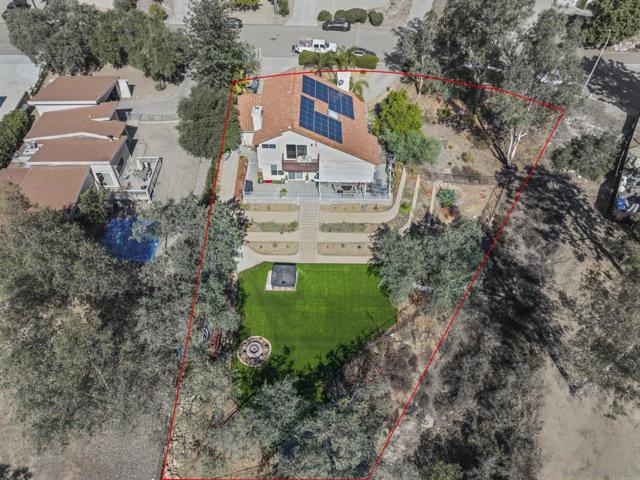 24249 Sargeant Rd, Ramona CA: https://media.crmls.org/mediaz/f12eeba7-30d6-46bf-a913-d2d9dc9230a6.jpg