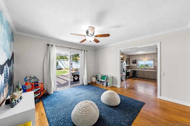 14027 Jamul Dr, Jamul CA: https://media.crmls.org/mediaz/f12f7f0a-3d90-4e3a-9ce4-ed93b9ad25db.jpg