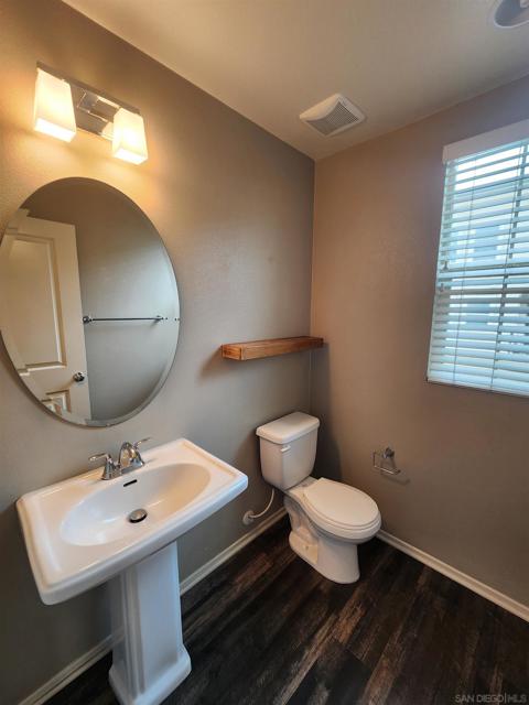 5059 Juneberry Ct, San Diego CA: https://media.crmls.org/mediaz/f12fdbde-a7b1-4b35-813e-63d580d4148d.jpg