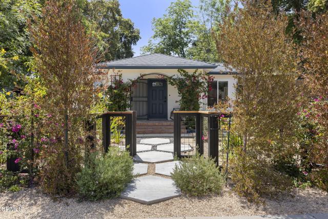 301 Park Road, Ojai CA: https://media.crmls.org/mediaz/f13111ad-871c-447b-8a88-05c114805581.jpg