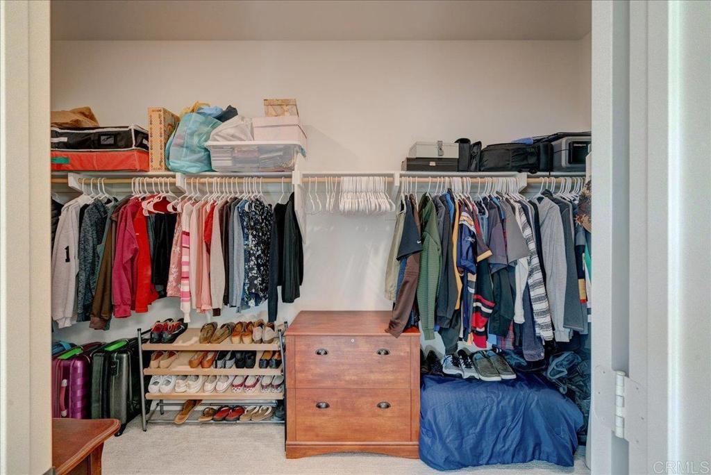 https://media.crmls.org/mediaz/f1317497-55d8-48bd-80ca-1246ba3e9722.jpg?preset=X-Large