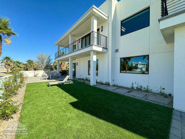 61680 Fullerton Dr, Thermal CA: https://media.crmls.org/mediaz/f131a468-9a92-4bda-955c-fa68535c1537.jpg