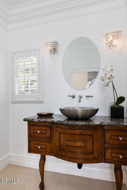 Detail Gallery Image 26 of 46 For 15450 Briarwood Dr, Sherman Oaks,  CA 91403 - 4 Beds | 4/1 Baths