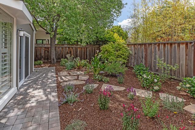 1893 San Luis Avenue, Mountain View CA: https://media.crmls.org/mediaz/f131af85-1846-46ec-830a-0ba810931a75.jpg