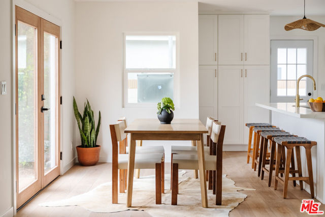 3501 Hillcrest Drive, Los Angeles CA: https://media.crmls.org/mediaz/f132da7f-d93c-48ec-a1ee-2bc47718487a.jpg