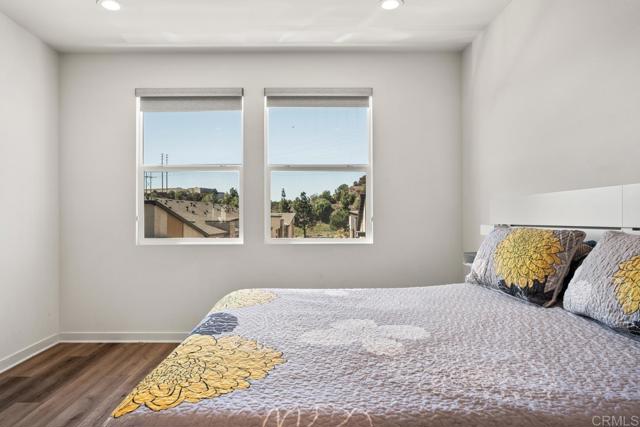 10416 Adamson Way, San Diego CA: https://media.crmls.org/mediaz/f133f535-f5b1-48f4-b2b8-ae8a76ad7d75.jpg