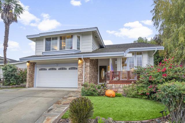 16761 Dry Creek Court, Morgan Hill CA: https://media.crmls.org/mediaz/f134bb4a-246e-4856-b0d2-17cb67532d89.jpg