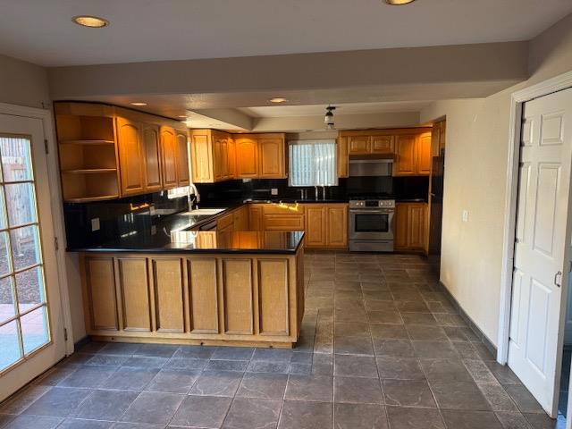 19 Jolley Way, Scotts Valley CA: https://media.crmls.org/mediaz/f13673e9-dd2b-45ce-9fea-f69988a3298e.jpg