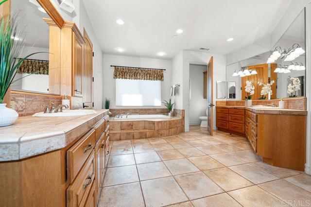 Detail Gallery Image 25 of 48 For 2155 Mil Sorpresas Dr, Fallbrook,  CA 92028 - 3 Beds | 3/1 Baths