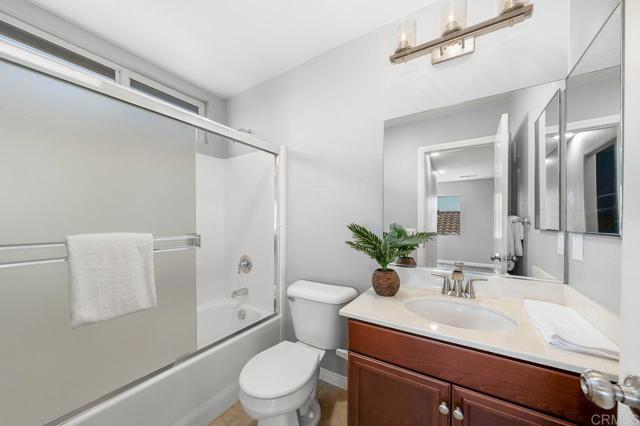 Detail Gallery Image 36 of 51 For 1686 Pember Ave, Chula Vista,  CA 91913 - 4 Beds | 3/1 Baths